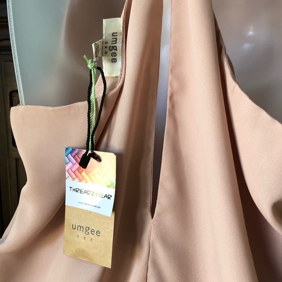 NWT Umgee Nude Cami Bodysuit Back Detail SMALL - Picture 4 of 6